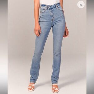 Abercrombie Ultra High Rise 90s Straight Jean
